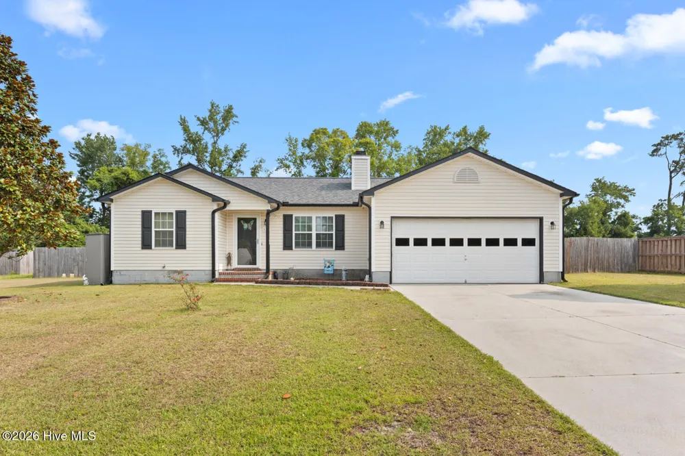 110 Pear Tree Lane Richlands, NC 28574