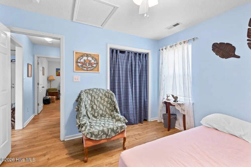 110 Pear Tree Lane Richlands, NC 28574