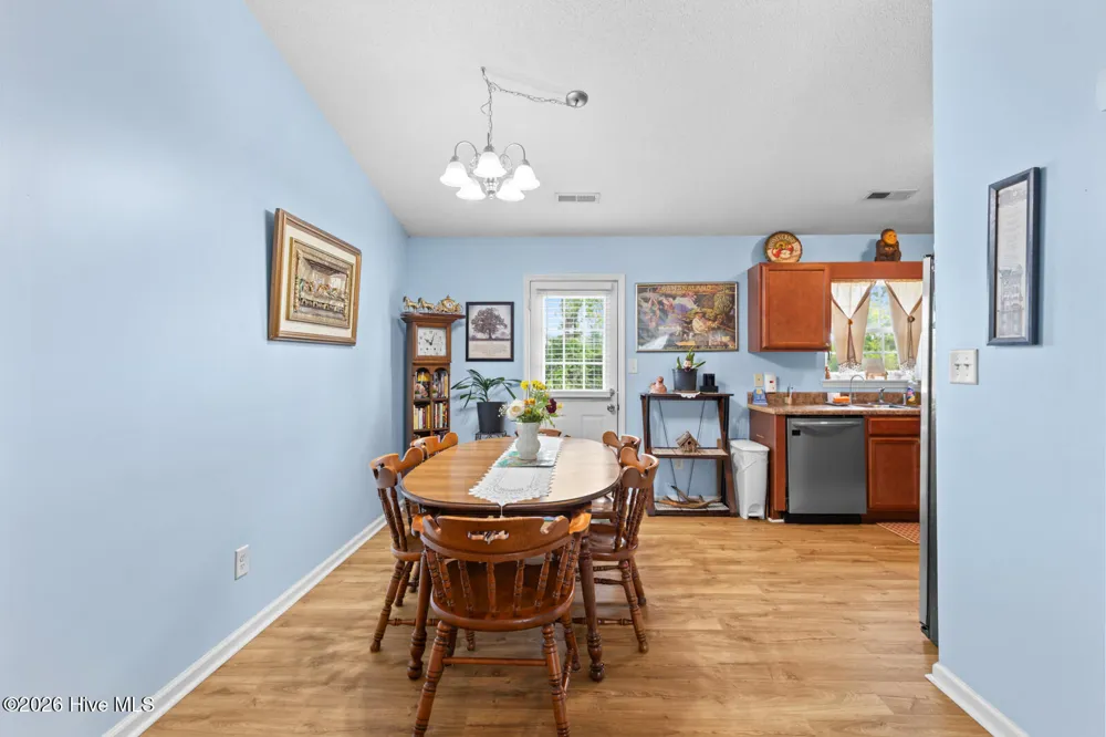 110 Pear Tree Lane Richlands, NC 28574