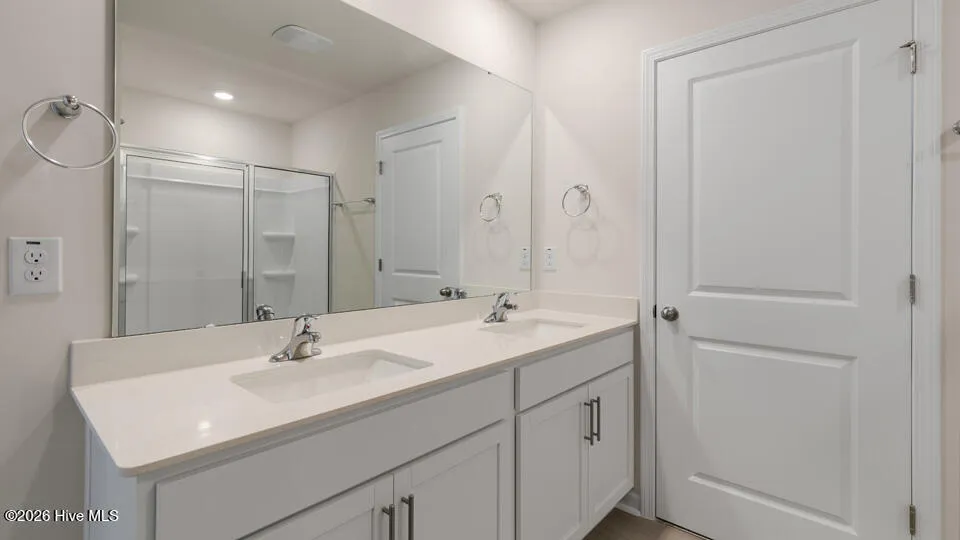 1097 Aviator Lane Ayden, NC 28513