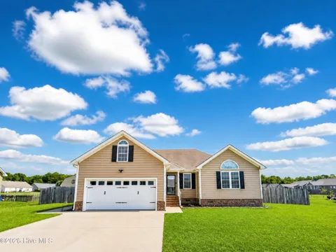 1660 Cedar Point Circle