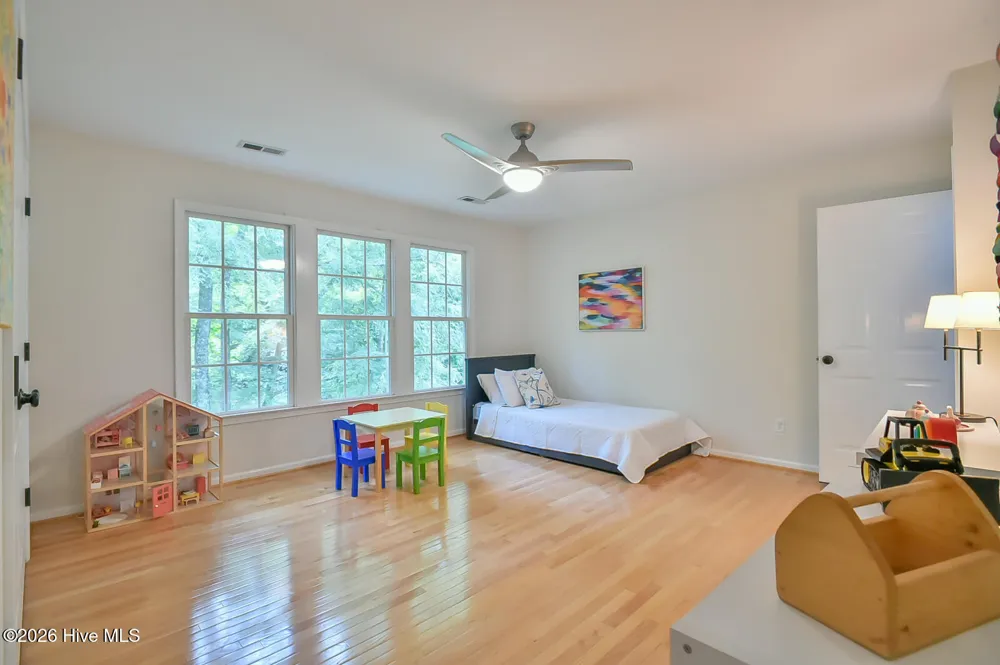 112 Dairy Court Chapel Hill, NC 27516