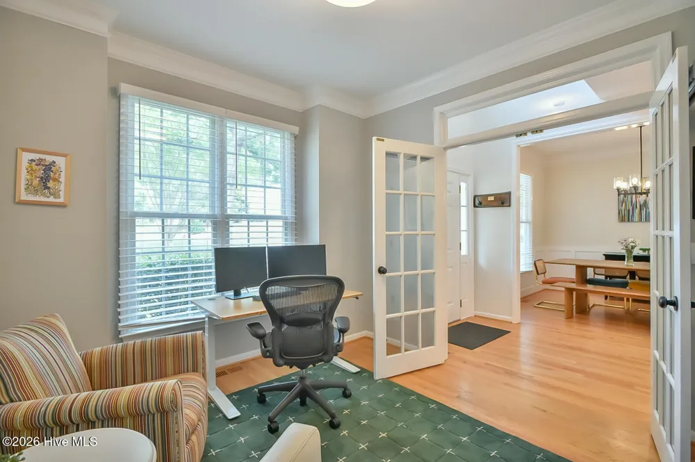 112 Dairy Court Chapel Hill, NC 27516