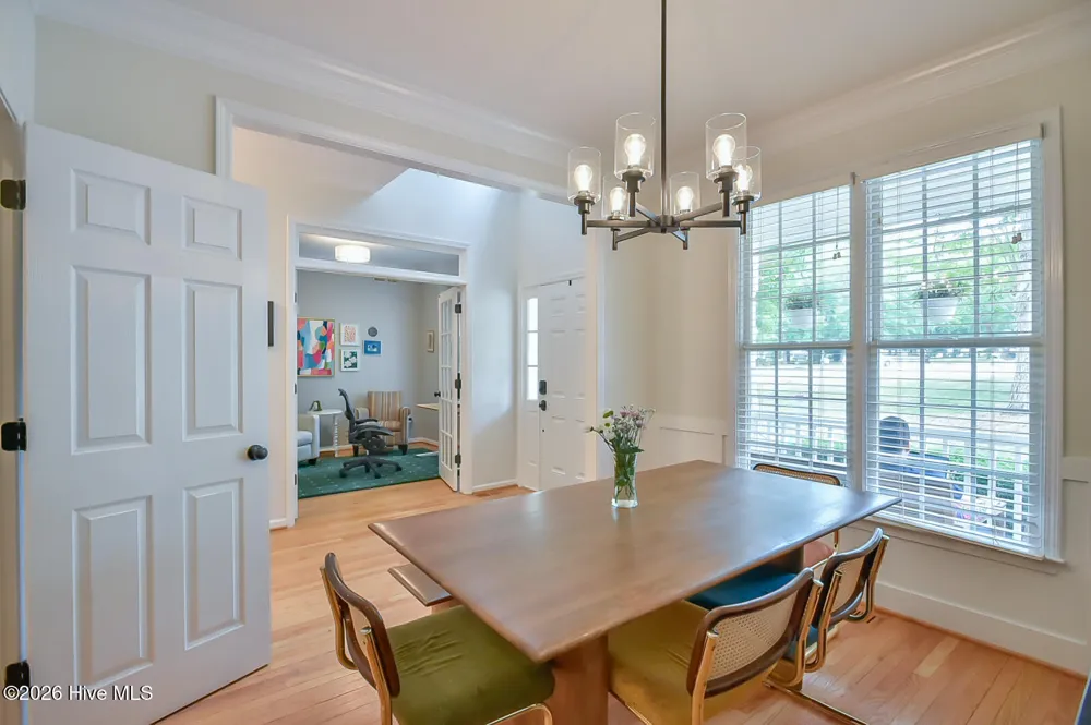 112 Dairy Court Chapel Hill, NC 27516