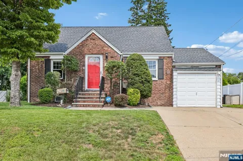 11 Taggart Way