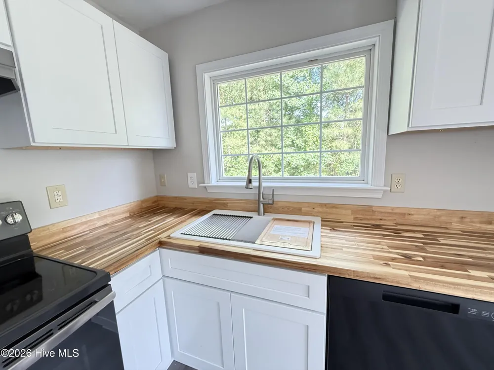 236 Poplar Neck Road Hertford, NC 27944
