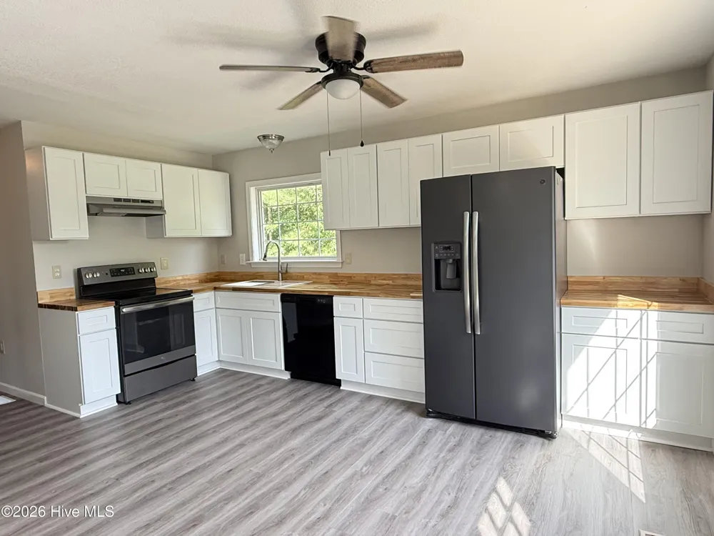 236 Poplar Neck Road Hertford, NC 27944