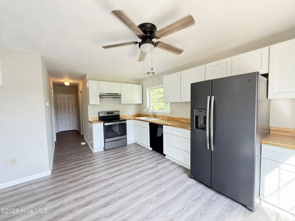 236 Poplar Neck Road Hertford, NC 27944