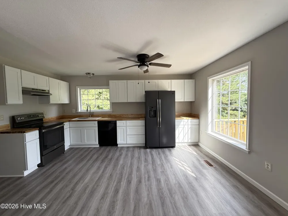236 Poplar Neck Road Hertford, NC 27944