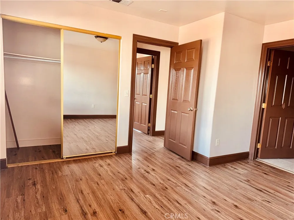 5425 Buchanan Los Angeles, CA 90042
