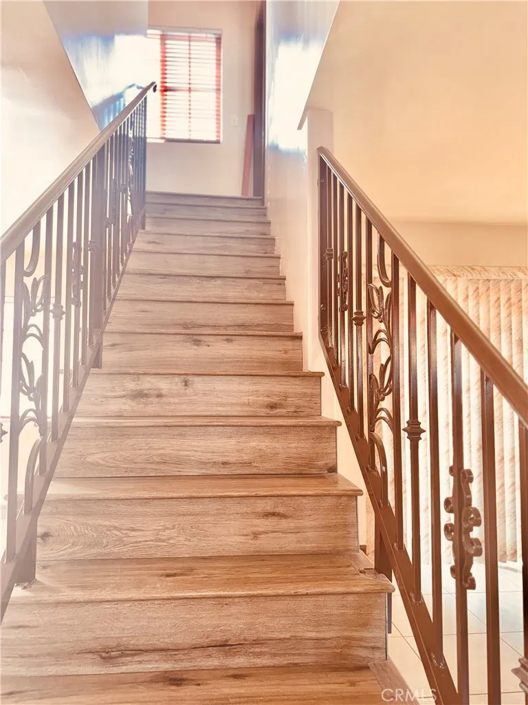 5425 Buchanan Los Angeles, CA 90042