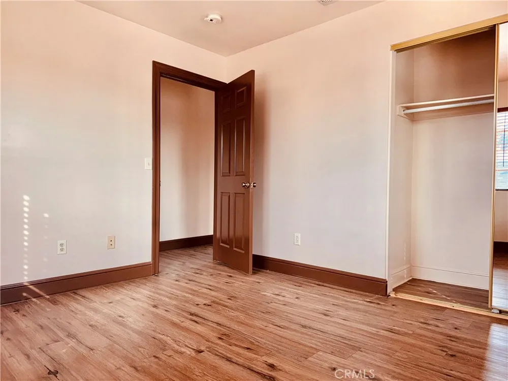 5425 Buchanan Los Angeles, CA 90042