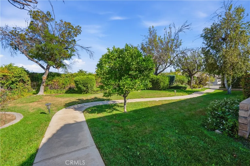 685 Bradbury Redlands, CA 92374