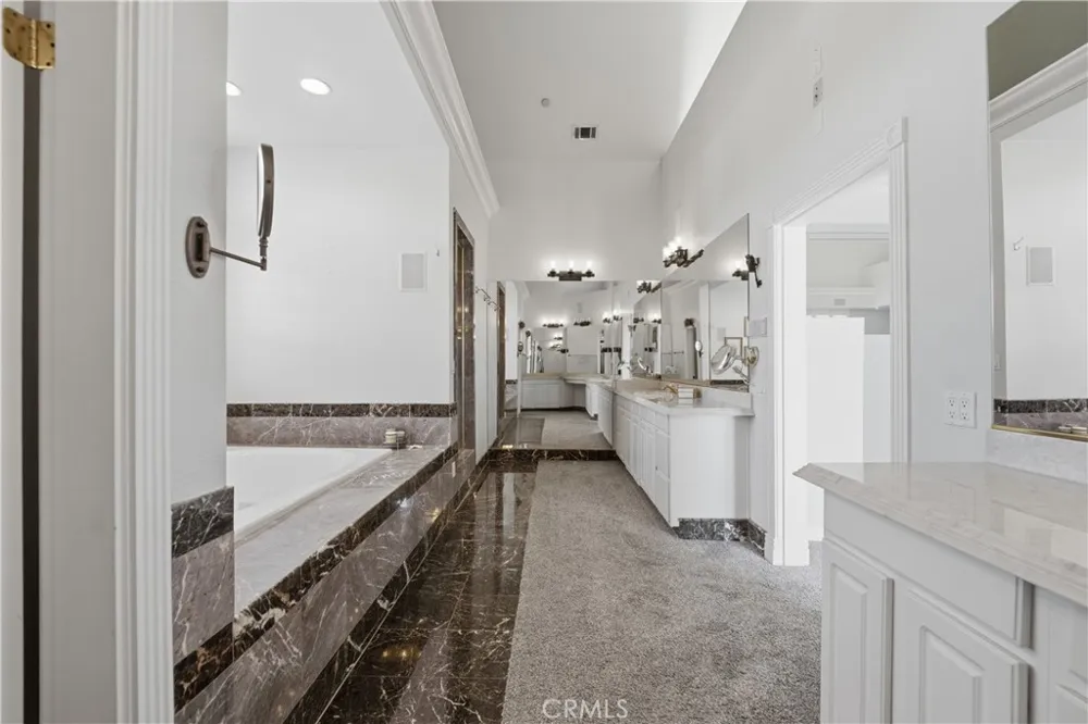 685 Bradbury Redlands, CA 92374