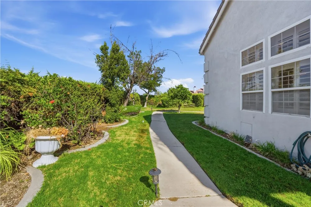 685 Bradbury Redlands, CA 92374