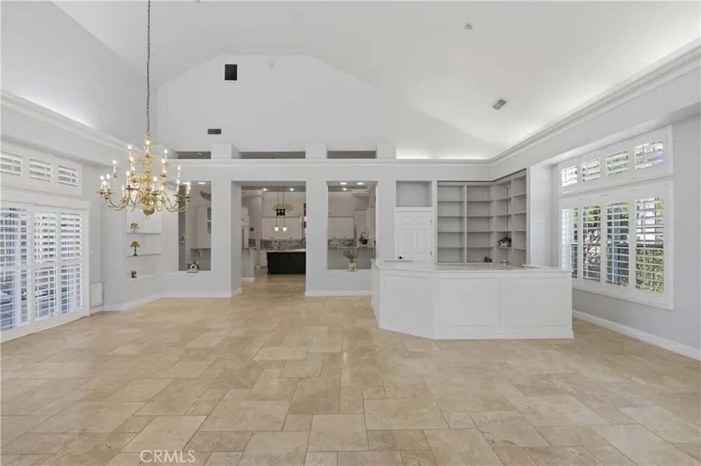 685 Bradbury Redlands, CA 92374