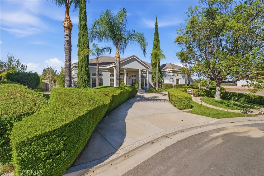 685 Bradbury Redlands, CA 92374