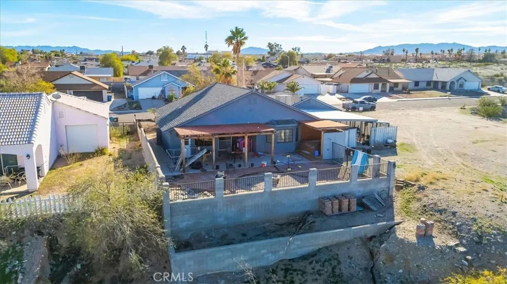 1348 Redwood Needles, CA 92363