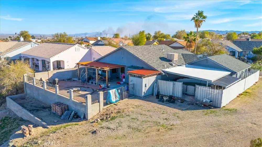 1348 Redwood Needles, CA 92363