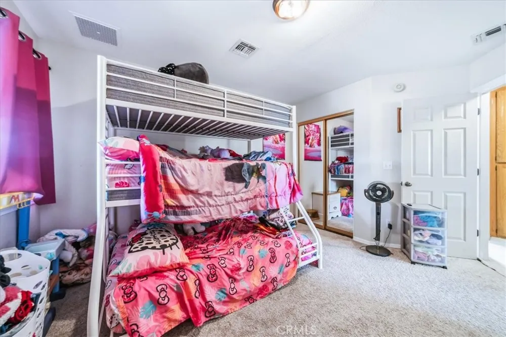1348 Redwood Needles, CA 92363