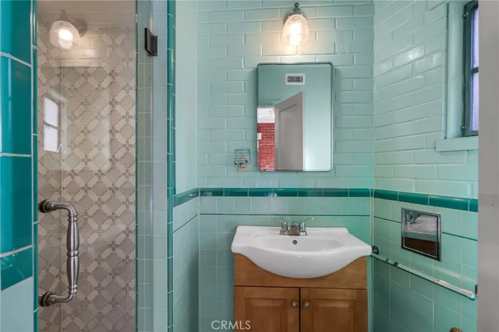 4101 Pacific Long Beach, CA 90807
