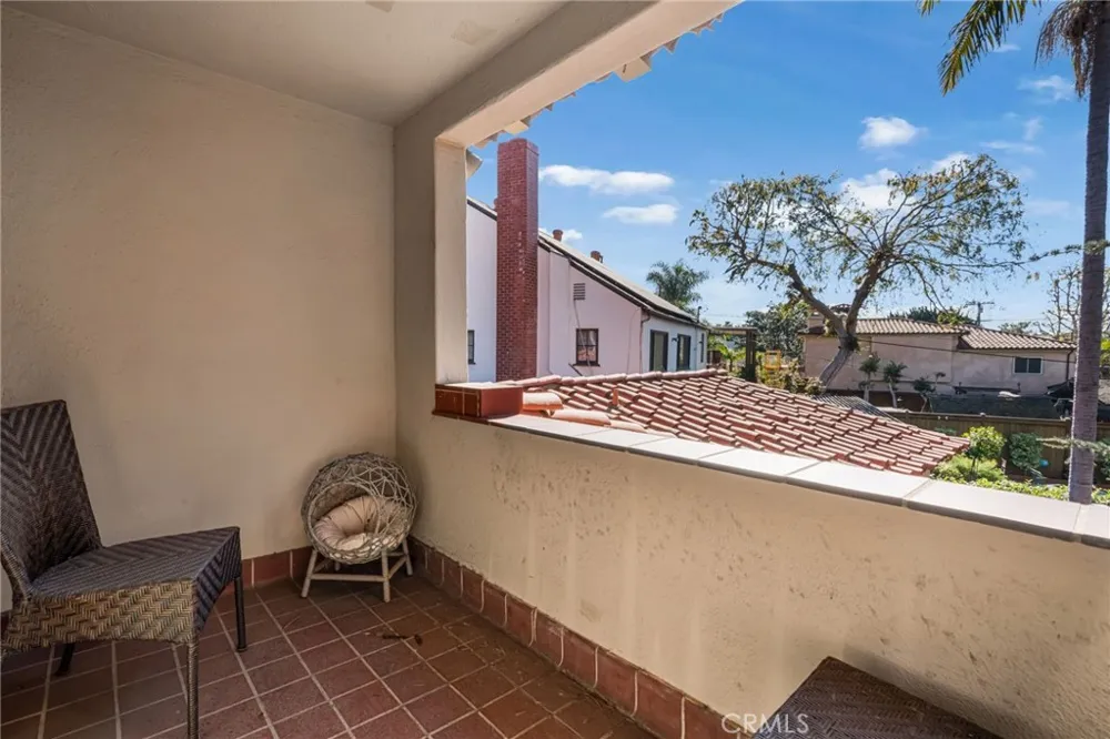 4101 Pacific Long Beach, CA 90807