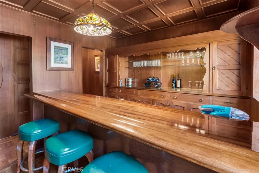 4101 Pacific Long Beach, CA 90807