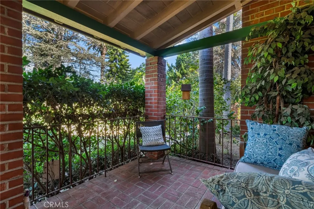 4101 Pacific Long Beach, CA 90807