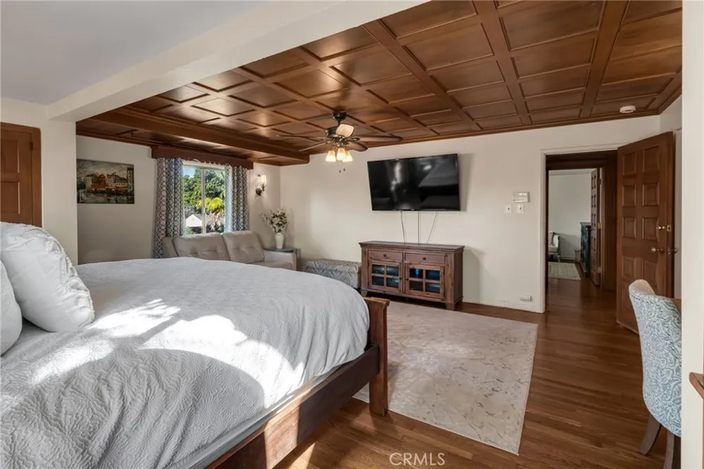 4101 Pacific Long Beach, CA 90807