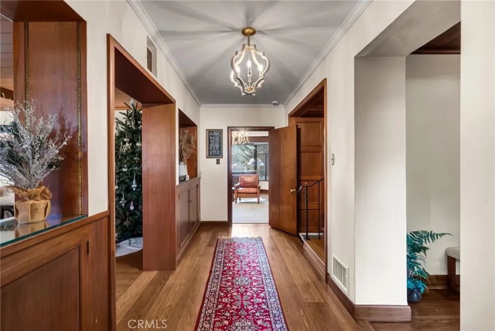 4101 Pacific Long Beach, CA 90807