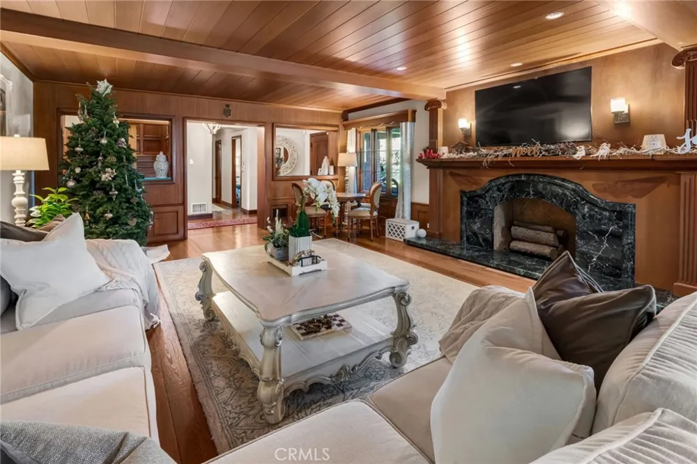 4101 Pacific Long Beach, CA 90807