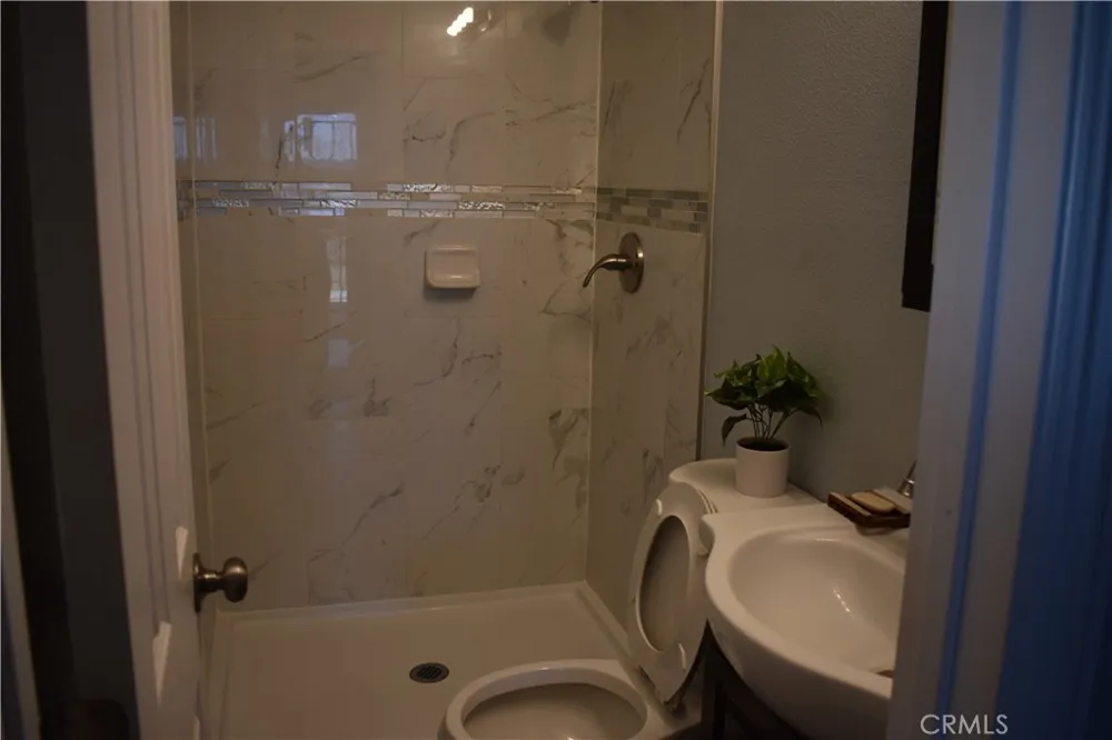 20511 Memory Apple Valley, CA 92308