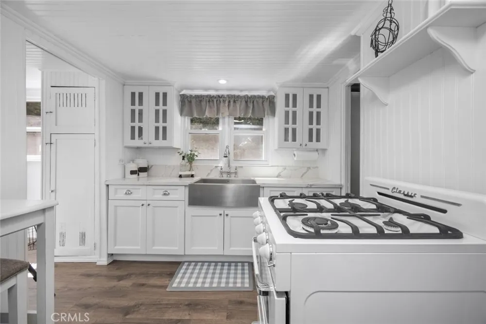 1177 Bear Springs Road Rimforest, CA 92378