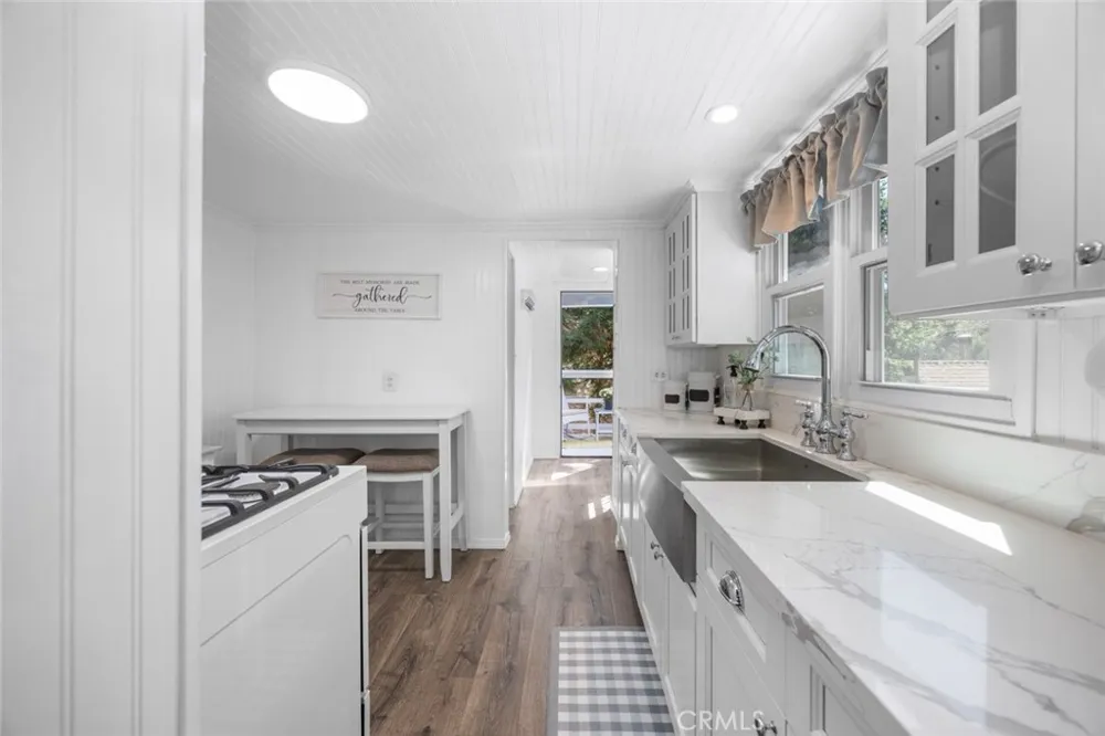 1177 Bear Springs Road Rimforest, CA 92378