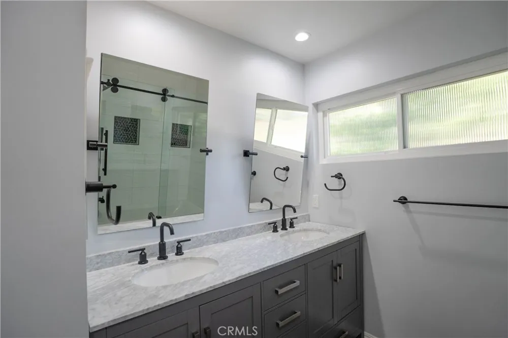 14001 Summit Whittier, CA 90602