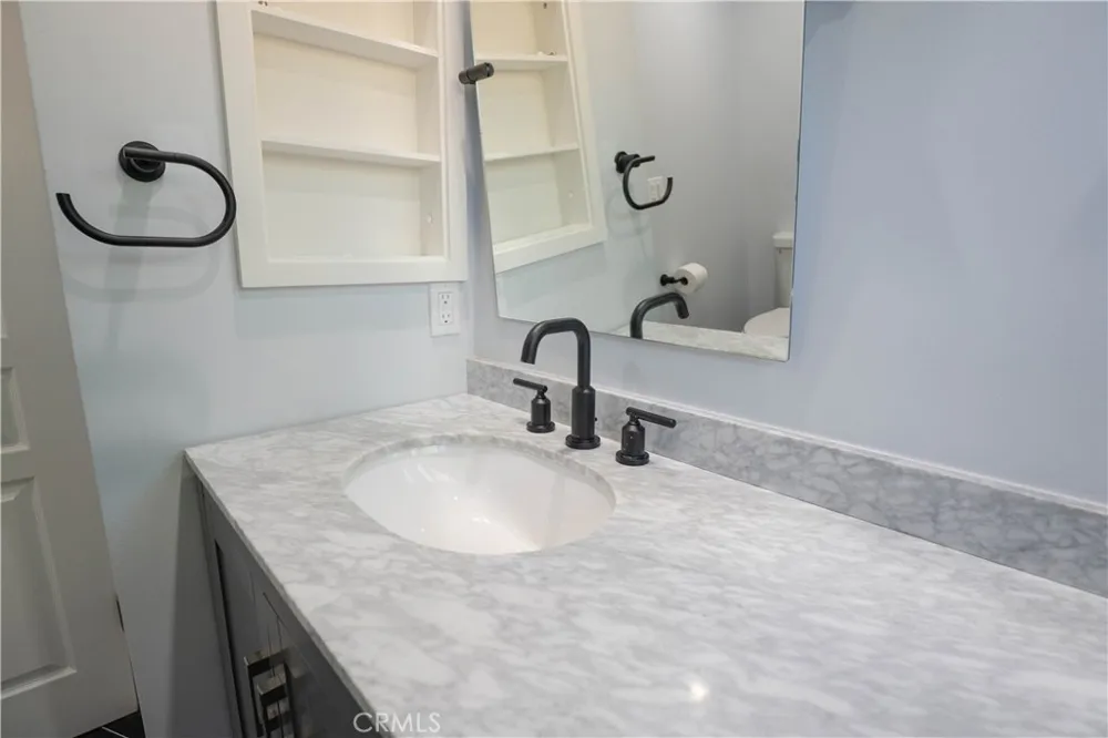 14001 Summit Whittier, CA 90602