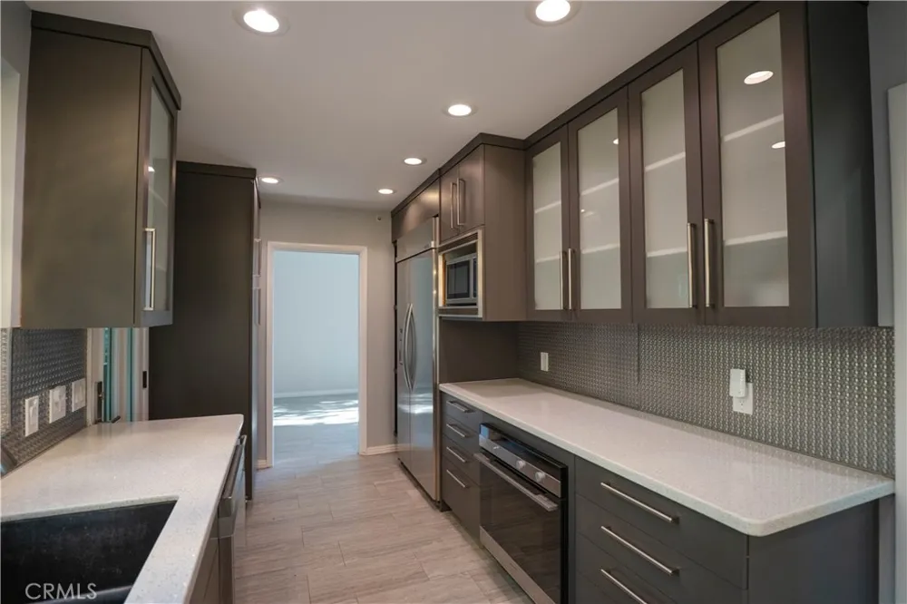 14001 Summit Whittier, CA 90602
