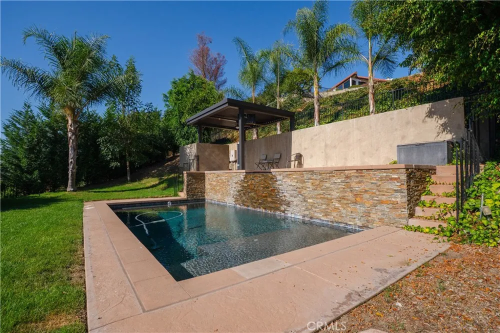 14001 Summit Whittier, CA 90602