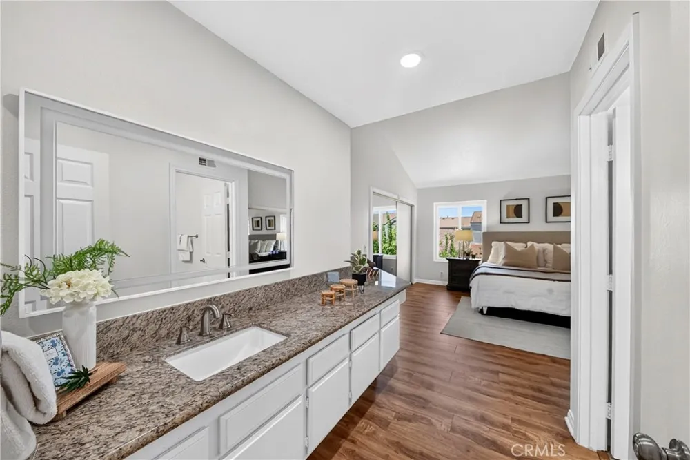 6273 Lincoln Buena Park, CA 90620