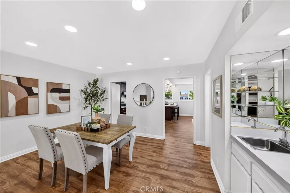 6273 Lincoln Buena Park, CA 90620