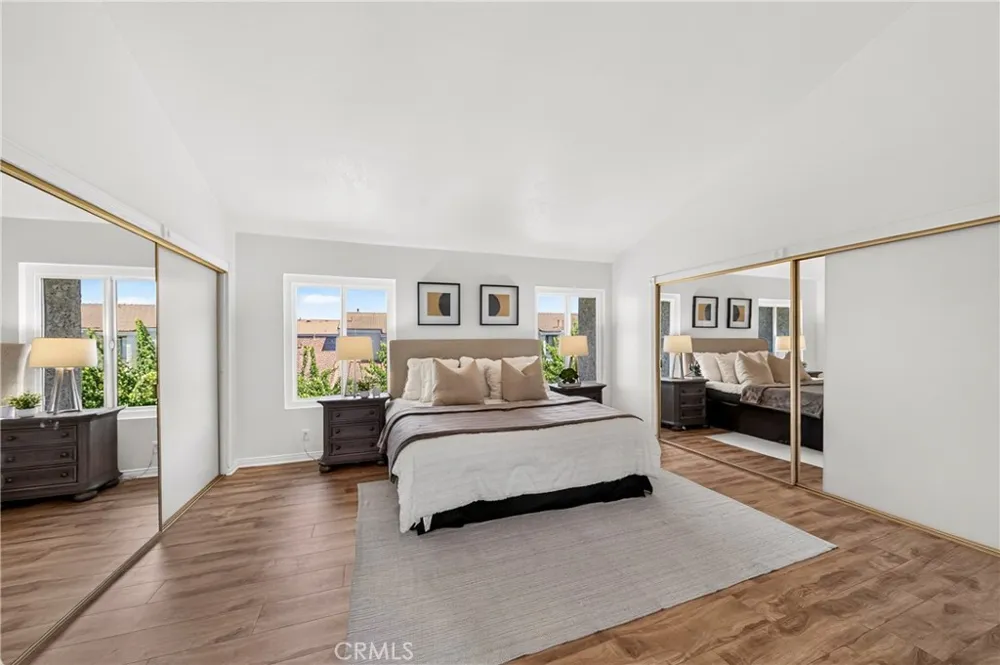 6273 Lincoln Buena Park, CA 90620