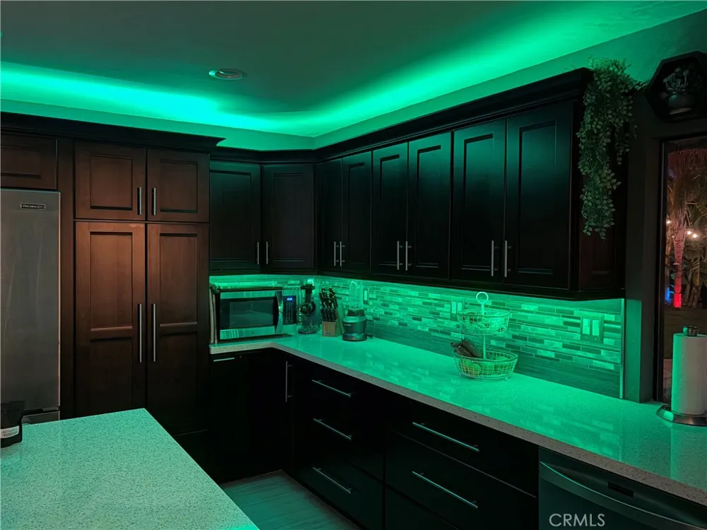 375 S Via Montanera Anaheim Hills, CA 92807