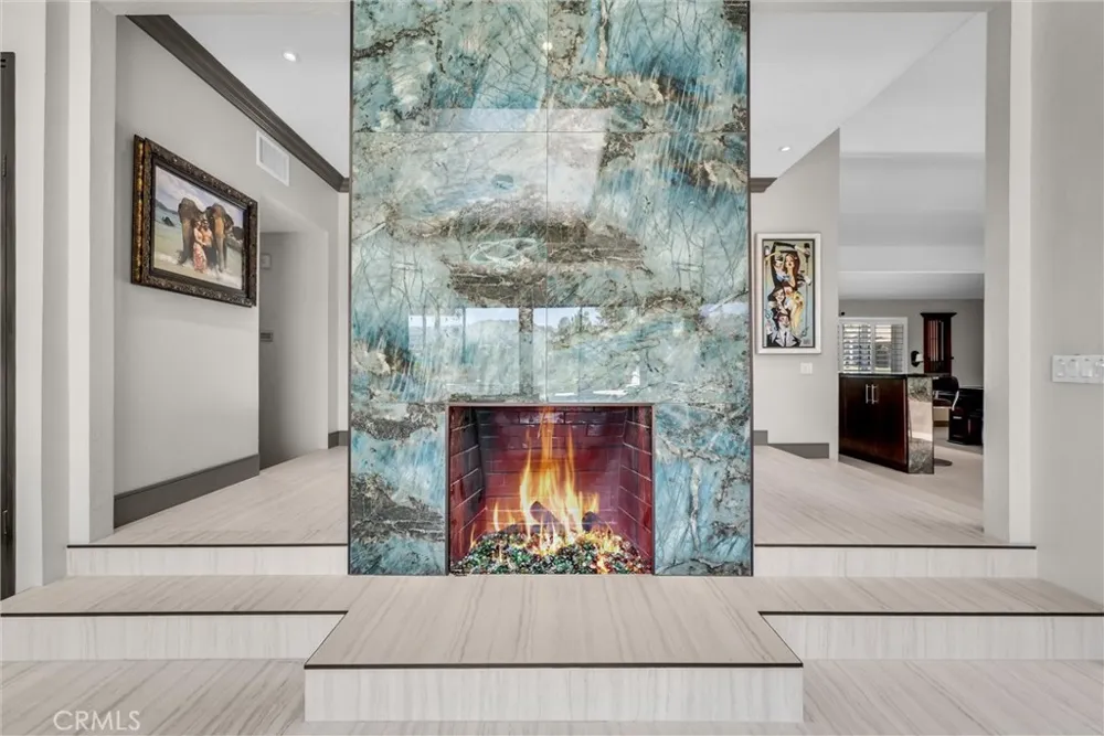 375 S Via Montanera Anaheim Hills, CA 92807