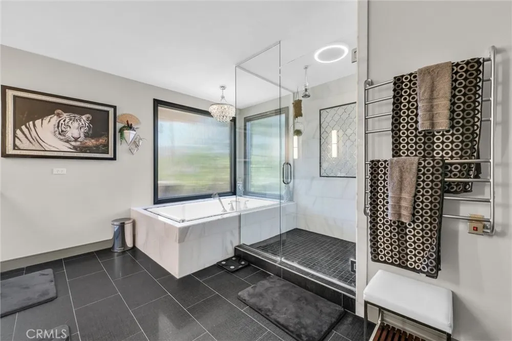 375 S Via Montanera Anaheim Hills, CA 92807