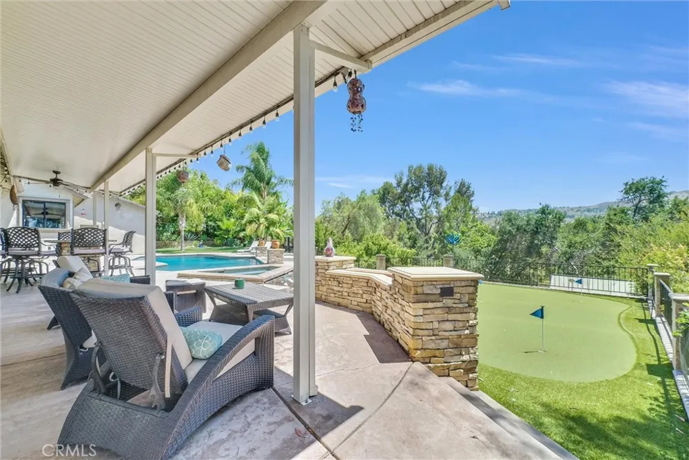 375 S Via Montanera Anaheim Hills, CA 92807