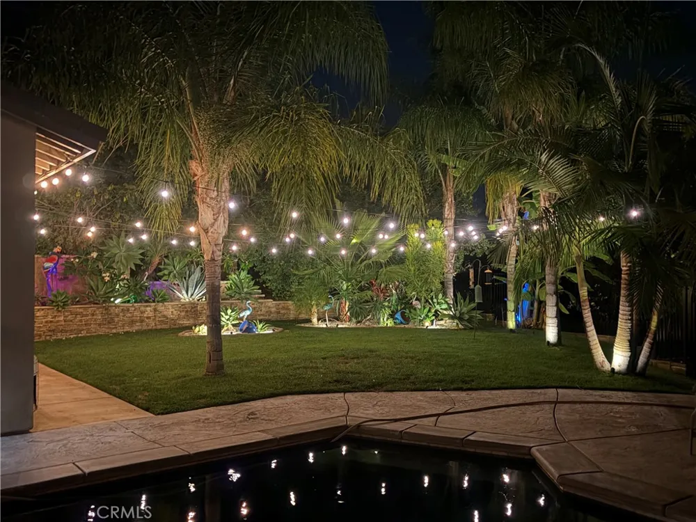 375 S Via Montanera Anaheim Hills, CA 92807