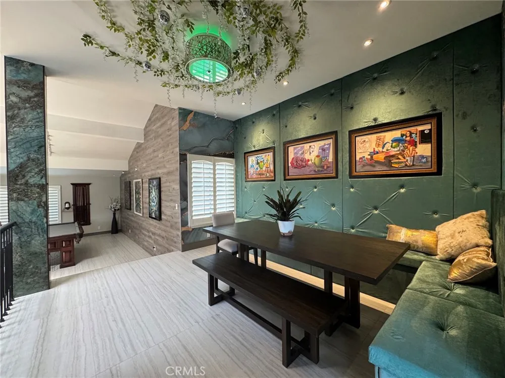 375 S Via Montanera Anaheim Hills, CA 92807