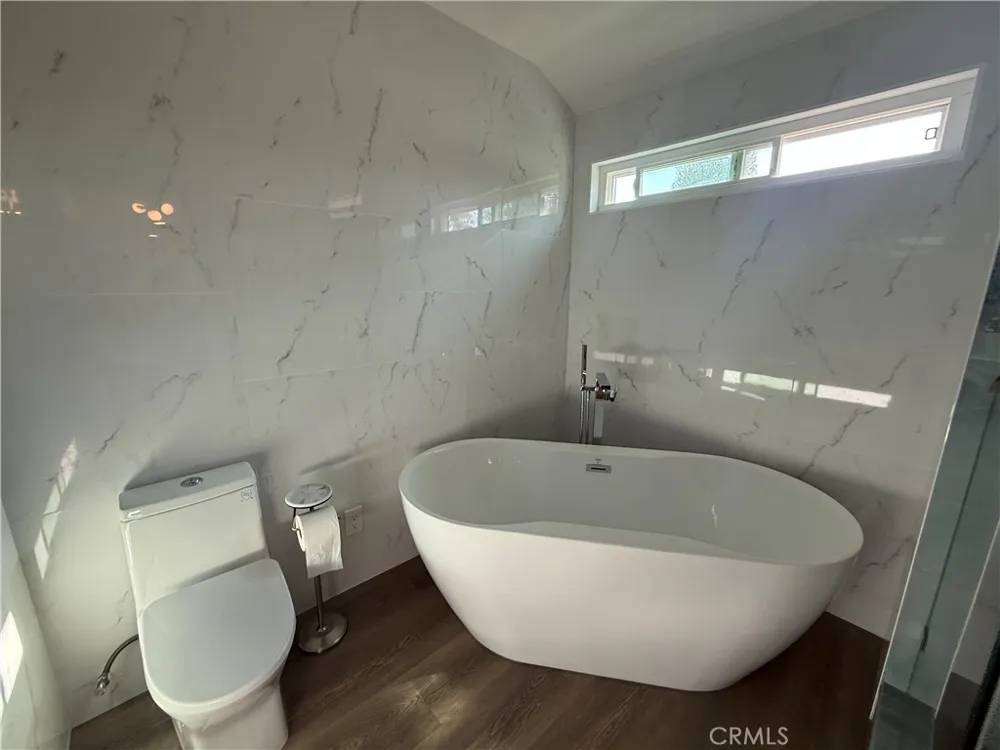 2207 Heritage Way Fullerton, CA 92833