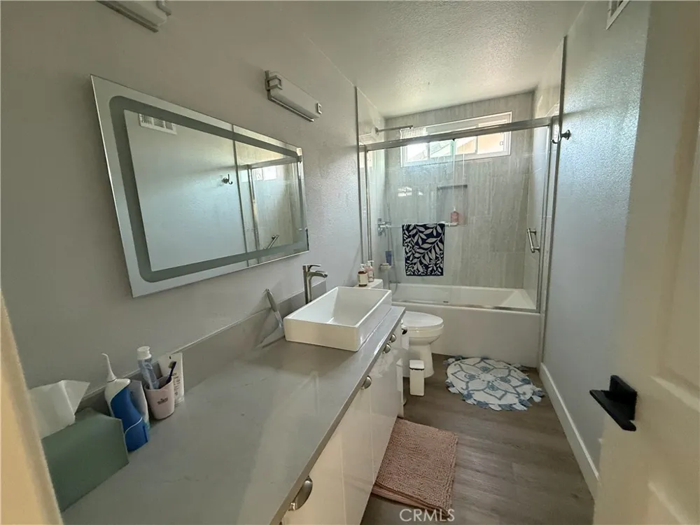 2207 Heritage Way Fullerton, CA 92833