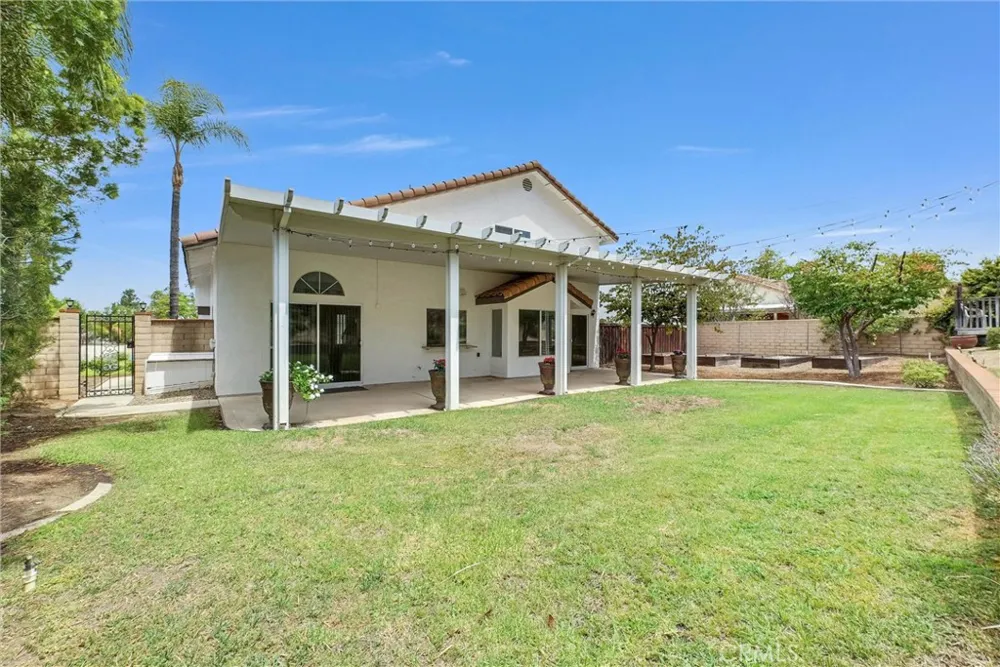 1070 Cannon Road Riverside, CA 92506